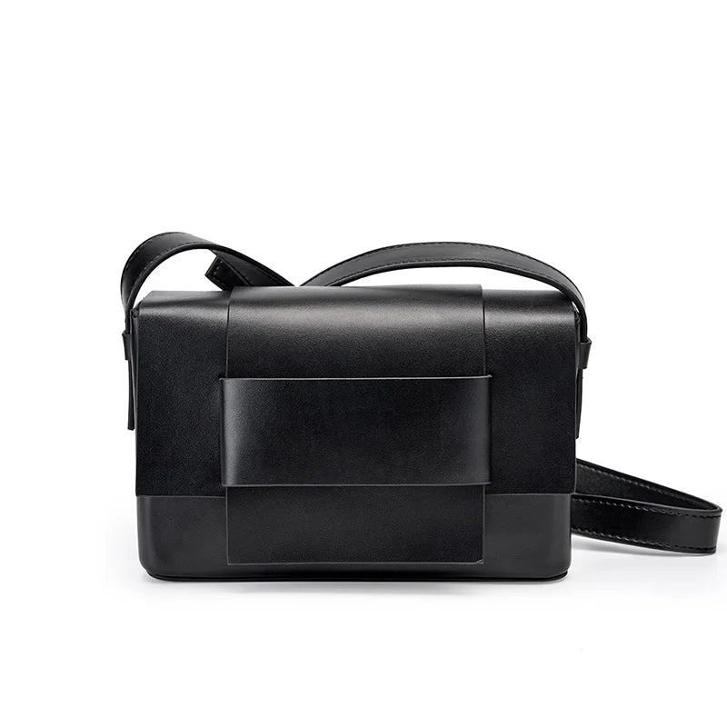 MATHILDE — Sac Bandoulière Femme · Cuir Véritable · Forme Boxy à Rabat
