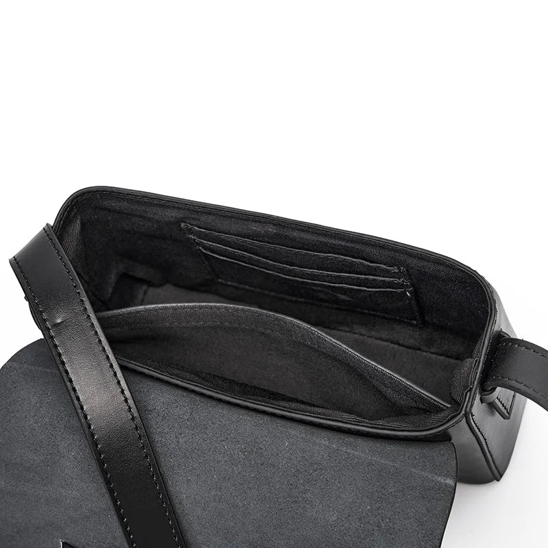 MATHILDE — Sac Bandoulière Femme · Cuir Véritable · Forme Boxy à Rabat