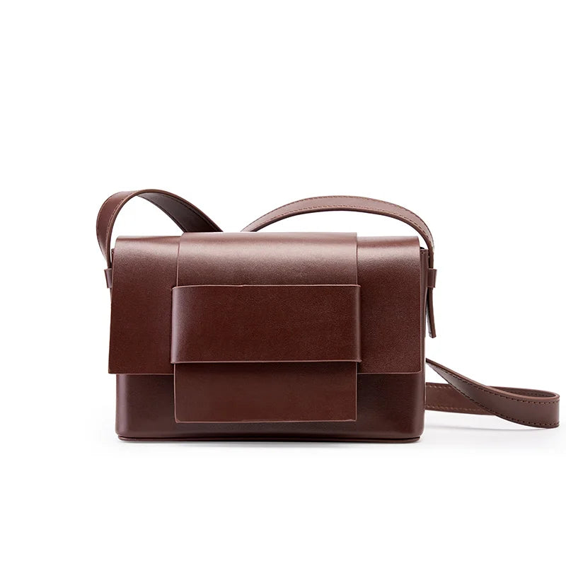 MATHILDE — Sac Bandoulière Femme · Cuir Véritable · Forme Boxy à Rabat